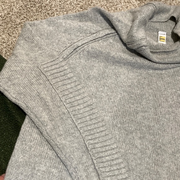 Small sweater lot - Picture 7 of 7